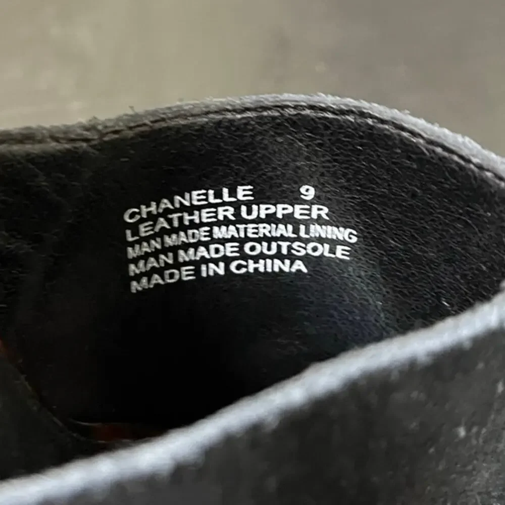 NWOB Yellow Box "Chanelle" square toe black suede chunky Y2K block heels - Picture 6 of 8